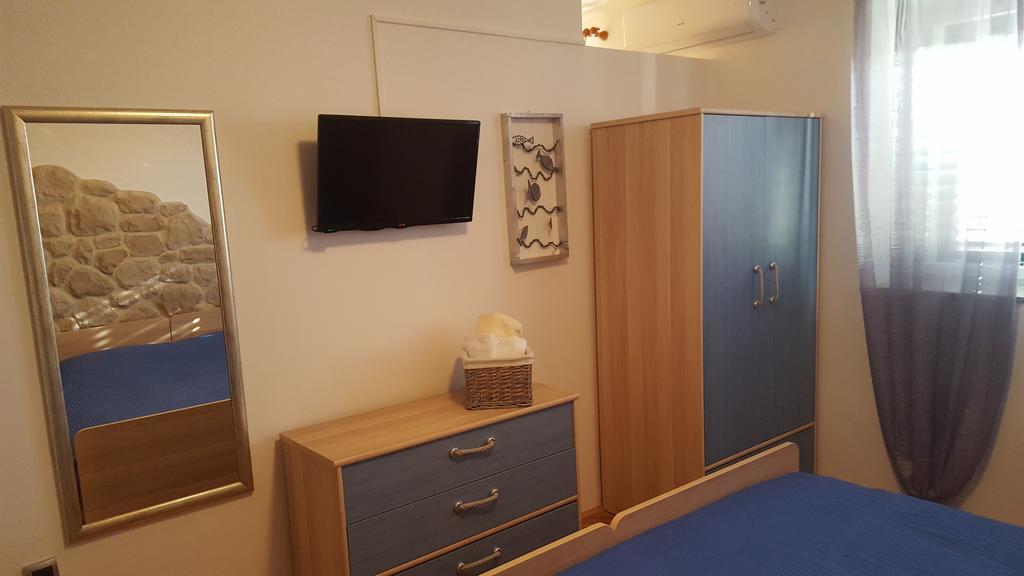 Apartments Ana+3 Шибеник Экстерьер фото